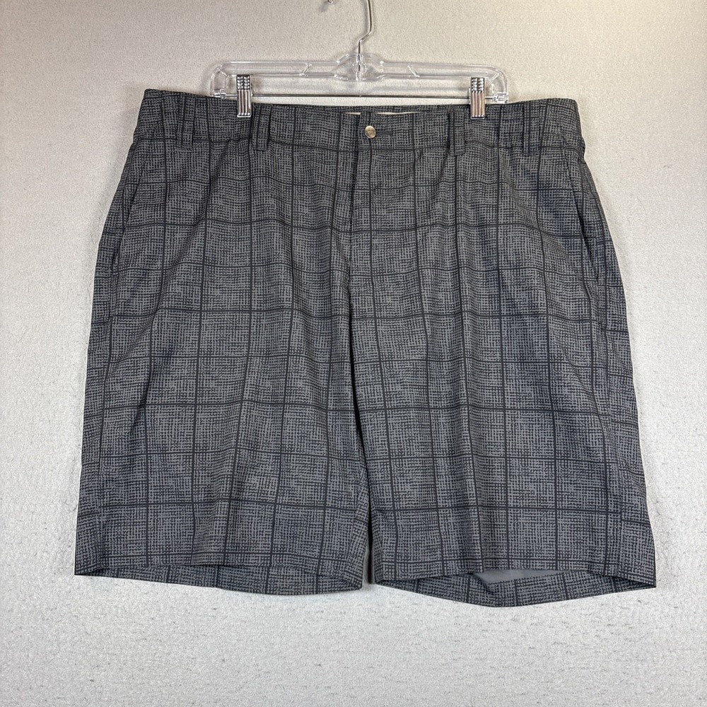 Callaway Men Golf Shorts Black Plaid Size 40 pockets Active wear Outdoor